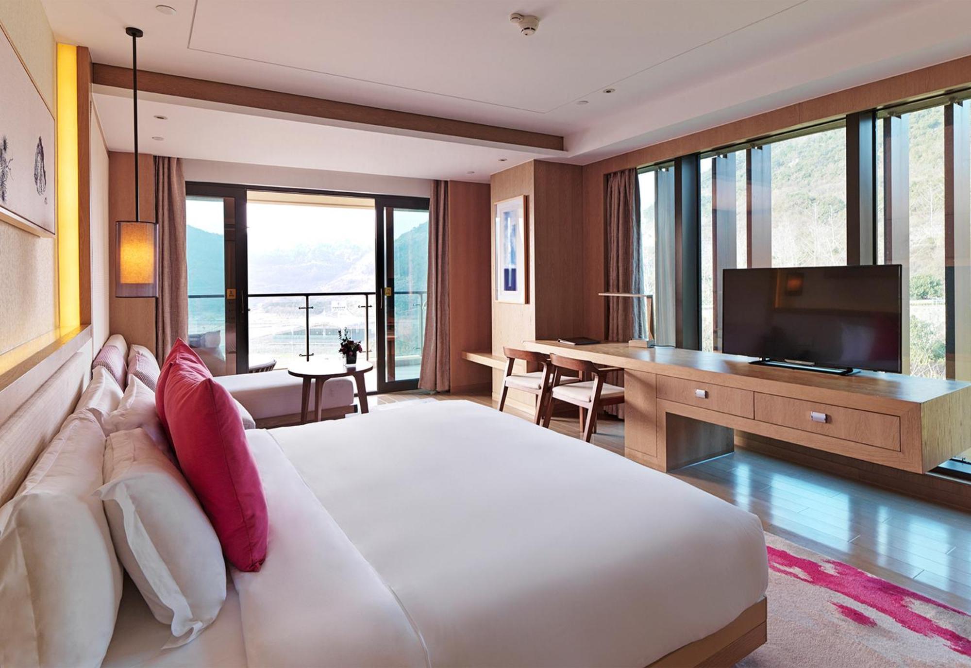 Crowne Plaza Ningbo Xiangshan Sea View By Ihg Bagian luar foto