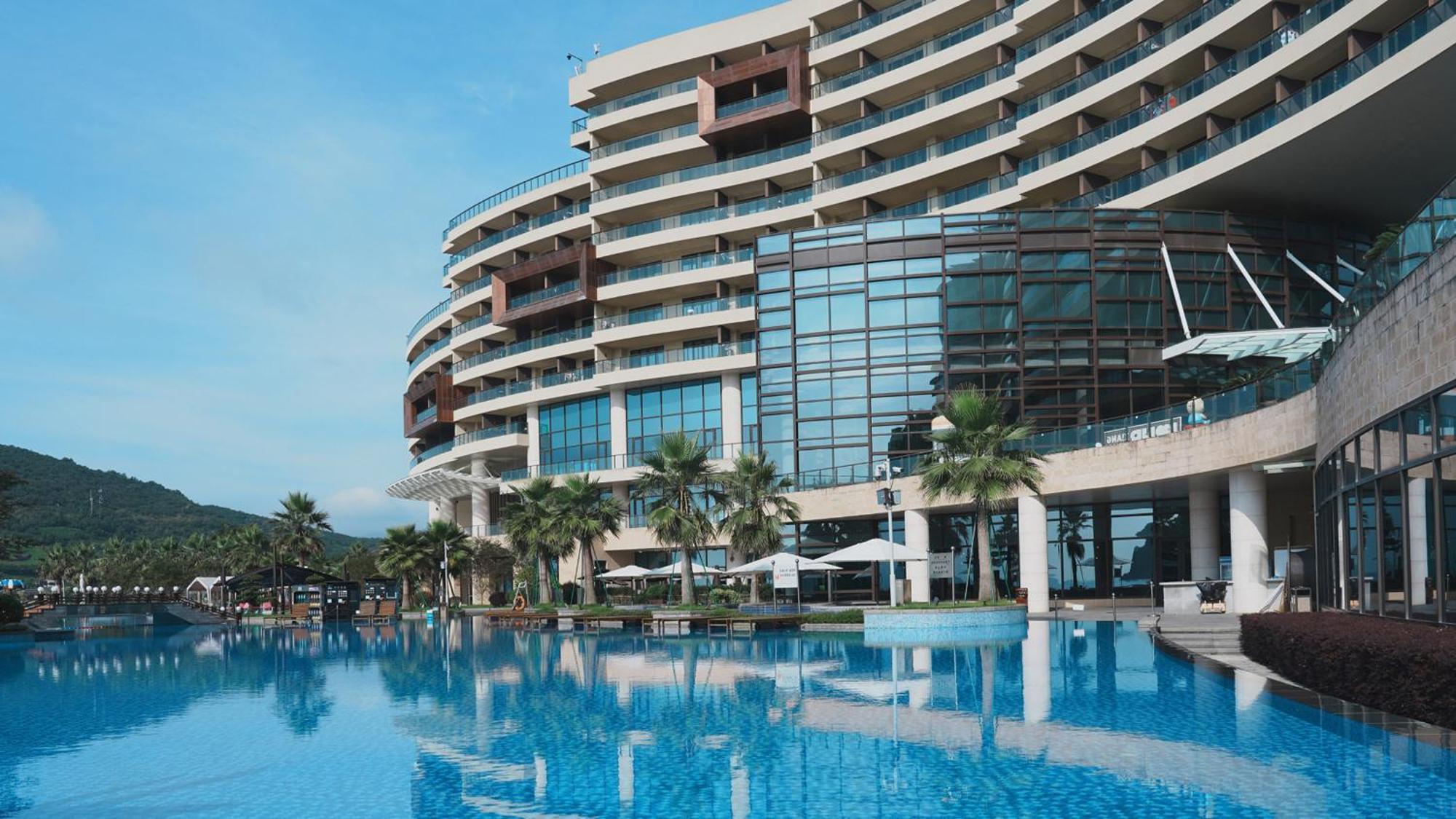 Crowne Plaza Ningbo Xiangshan Sea View By Ihg Bagian luar foto